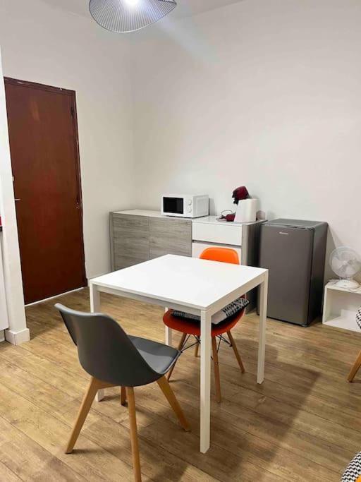 2 Room Flat Тулуза Экстерьер фото