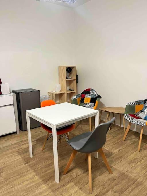 2 Room Flat Тулуза Экстерьер фото